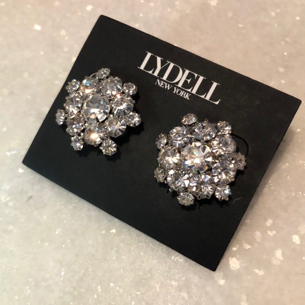 NWT Rhinestone Cluster Earrings - Picture 5 of 6